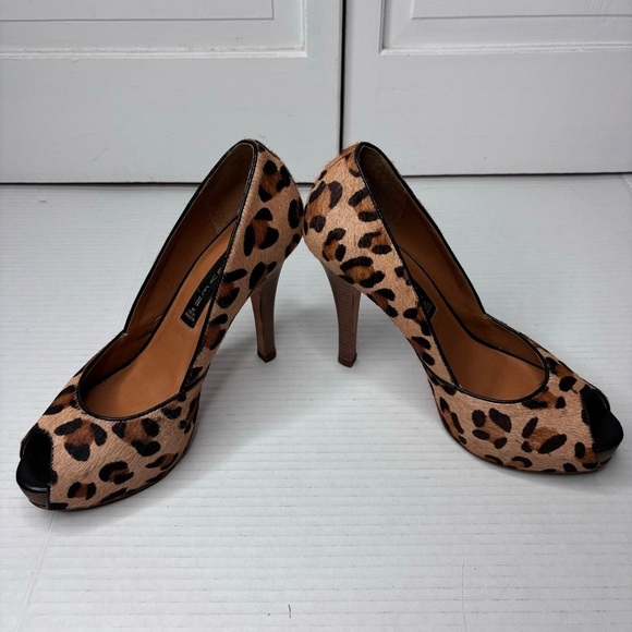 STEVEN by Steve Madden Leopard Print Calf HairPeep Toe Heels Size 8 - Picture 5 of 7